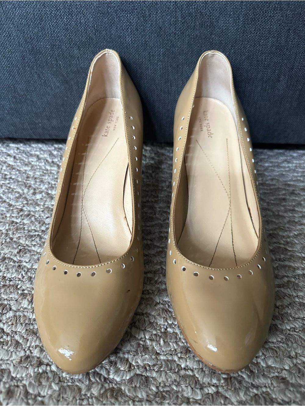 kate spade Tan Nude Patent Leather Round-Toe Pumps 10M